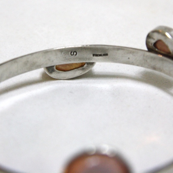 Chunky Natural Bezel Set Agate Bangle Bracelet in Solid Sterling Silver - Picture 5 of 6